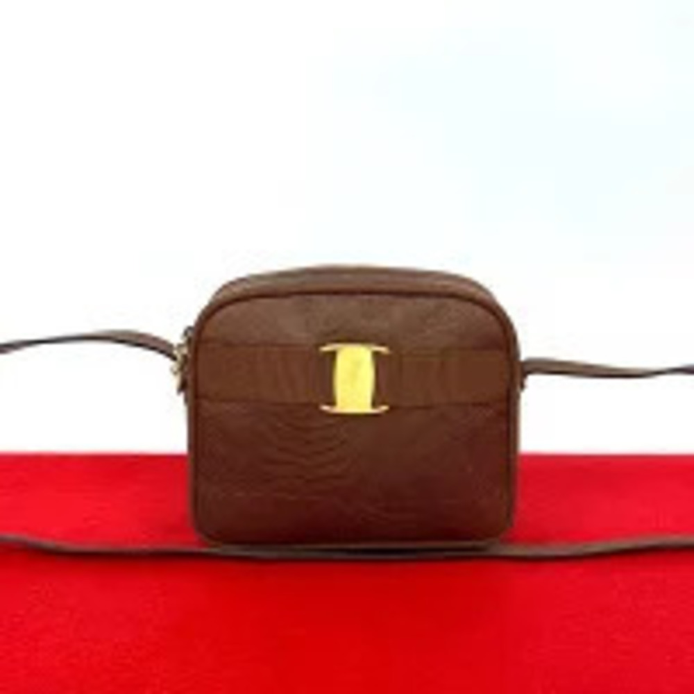 Salvatore Ferragamo Vara Leather Shoulder Bag Pouch Clutch Brown
